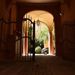 Il Nome Della Rosa , Bologna Italia