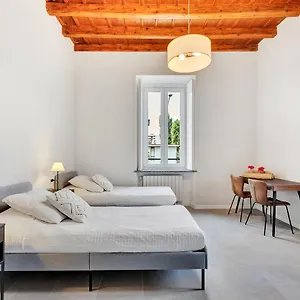 Alessia's Flat - Naviglio Grande 2 , Buccinasco Italia