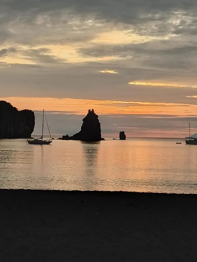 Appartamento Menichetta bilo Vulcano   Vulcano (Isola)